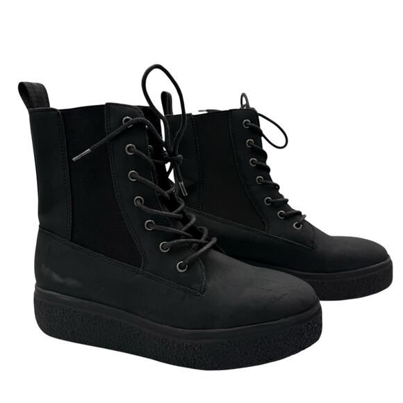 EUC Rocket Dog Aggie Black Lace Up Boot  - Size 8.5 - Picture 1 of 7